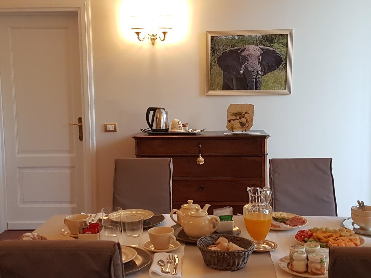 Villa Chiara B&B Biandronno Dış mekan fotoğraf