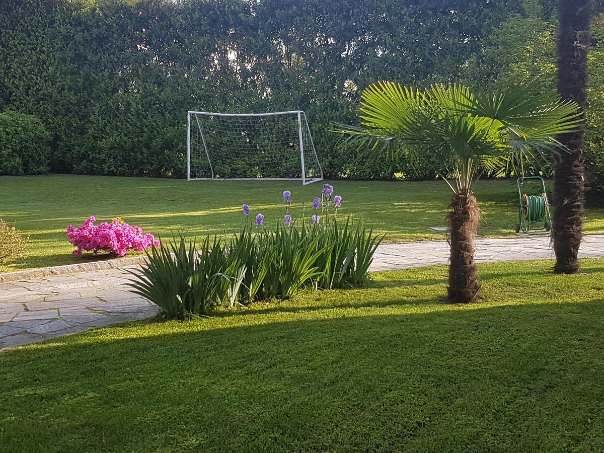 Villa Chiara B&B Biandronno Dış mekan fotoğraf